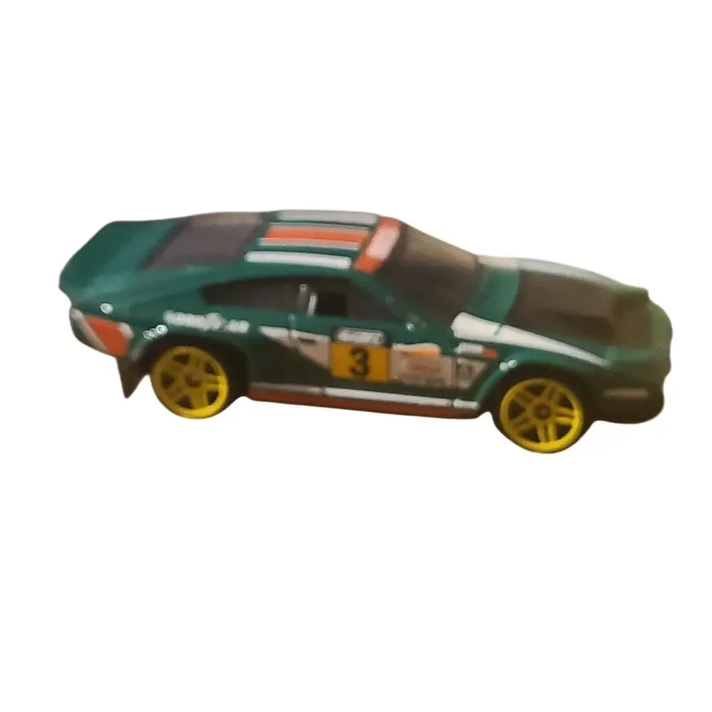 Hot Wheels ~ Dimachinni Veloce ~ Retro Racers 2/10 ~ Card 5/250 ~ Green